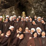 Samaritanas junto a la Santina