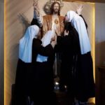 Sólo Jesús es, todo lo demás no es