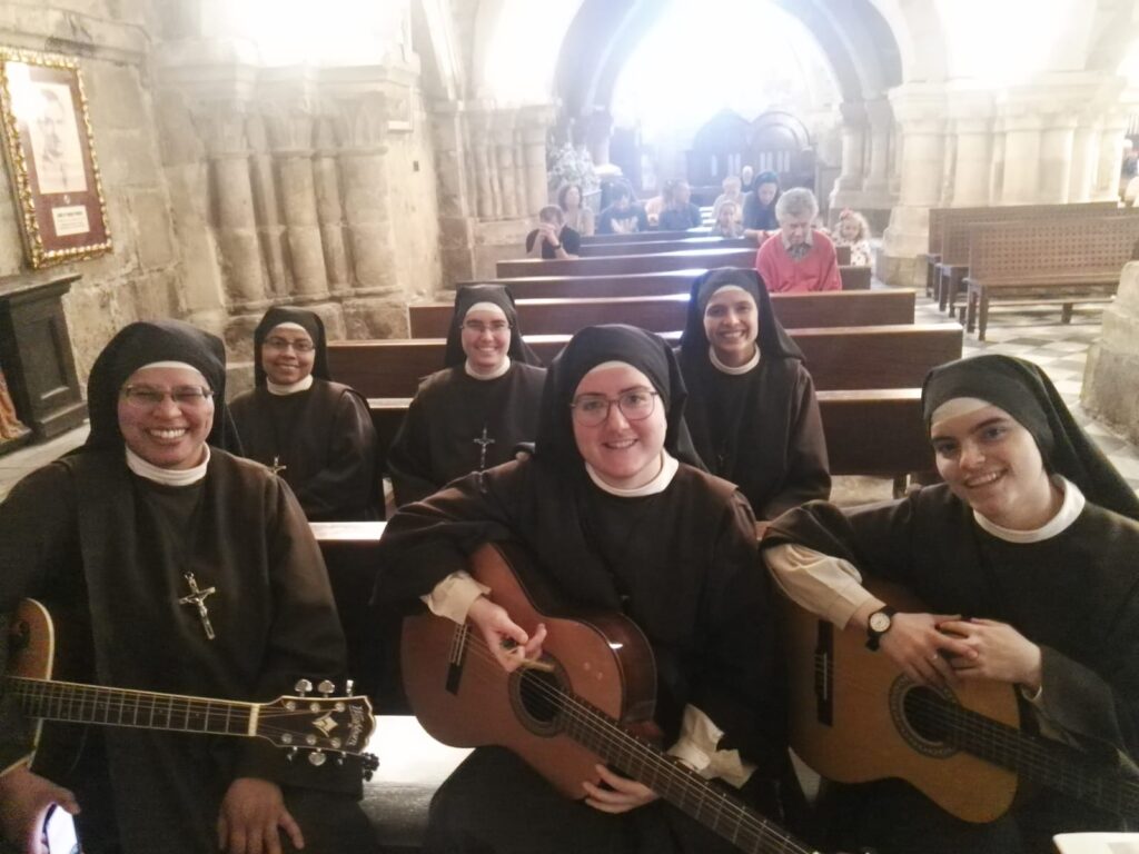El Corazón de Jesús se palpa en la Comunidad